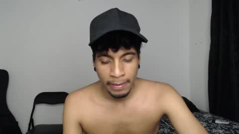 khevinlopezonig online show from October 30, 5:52 am