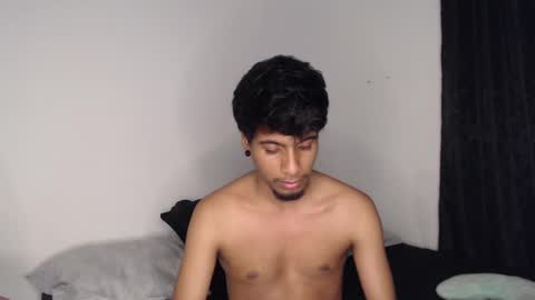 khevinlopezonig online show from September 12, 8:16 am