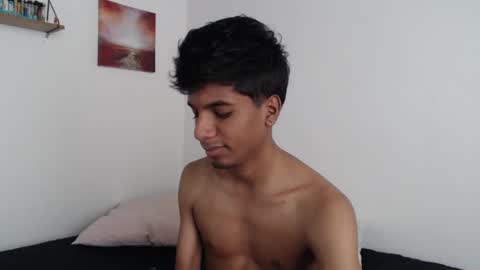 khevinlopezonig online show from January 29, 3:47 pm