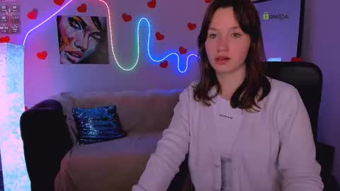 khloebeauty online show from February 24, 9:40 pm