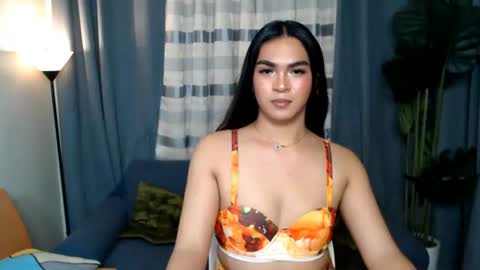 kiana_sucker online show from June 18, 9:14 am