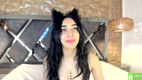 kiara_velvet__ online show from April 10, 7:13 am
