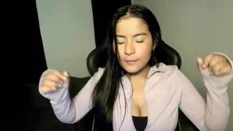 kiara online show from July 18, 2:24 am