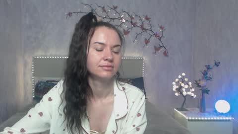 Kara online show from March 15, 11:30 pm