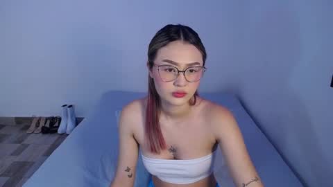 kiaraolivera online show from February 3, 4:44 pm