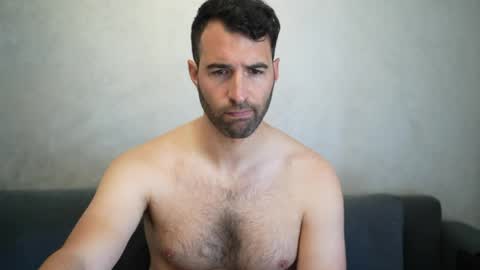 Manu online show from April 1, 11:11 am