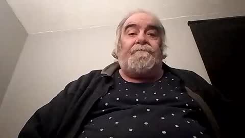 KICKINME online show from November 26, 4:32 am