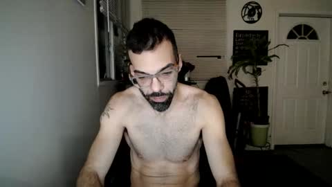 kickit60601 online show from December 19, 5:29 am