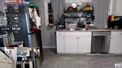 Kiersten online show from October 26, 4:46 am