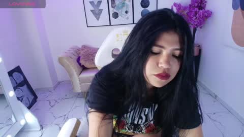 Kitty online show from April 2, 1:51 pm