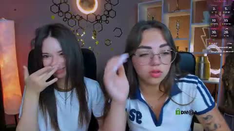 kiki_swan online show from July 17, 12:07 pm