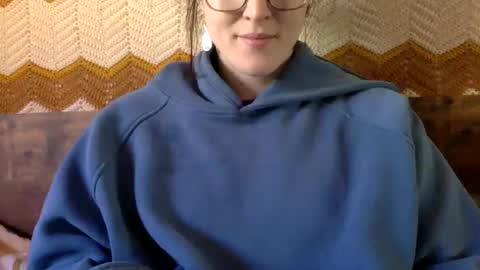 kikiraebabyy online show from January 28, 6:28 pm