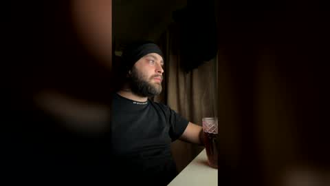 killerbeexxx online show from June 1, 10:44 pm