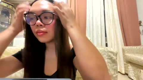 KYLIE online show from April 10, 4:12 pm