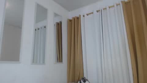 kim online show from February 12, 7:23 am