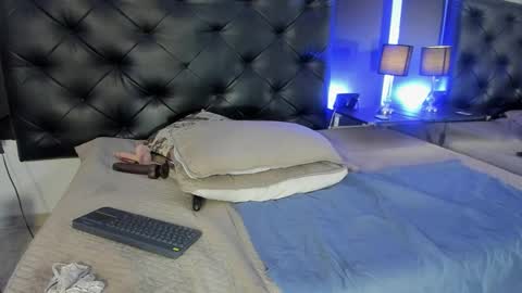 Kim Marquez online show from February 23, 9:50 pm