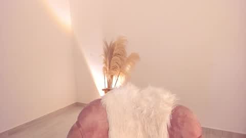 Kim Murphy online show from January 8, 5:30 pm