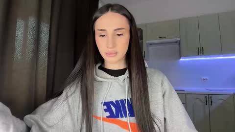 Kim Oberlin online show from February 24, 1:03 pm