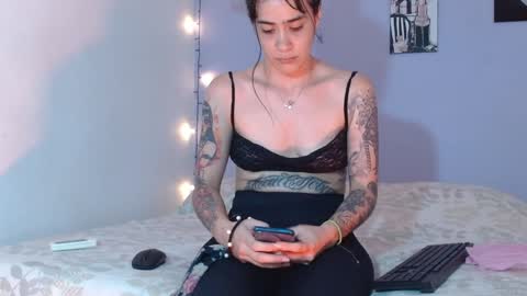 Kim  Yuk online show from January 17, 1:36 am