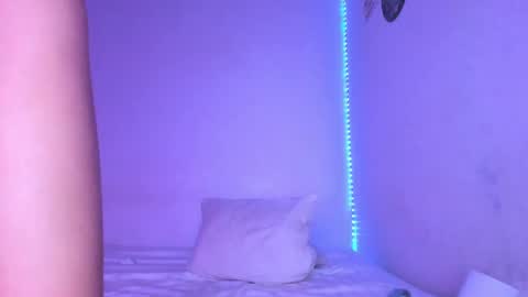 kim online show from March 6, 8:52 am