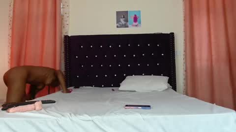 kimberly_blaze online show from February 24, 5:00 am