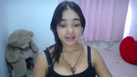 Kim online show from March 4, 2:10 pm