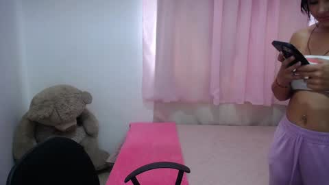 Kim online show from February 12, 4:33 pm