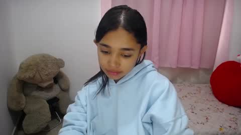 Kim online show from February 14, 3:15 pm