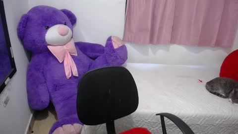 Kim online show from November 26, 11:51 am