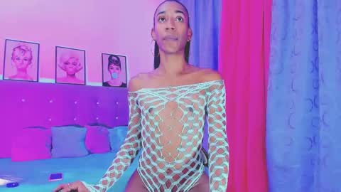 Snapshot of kimberly_thompsom chatting on February 14, 2:50 am Your Queen KIM online show from February 14, 2:50 am