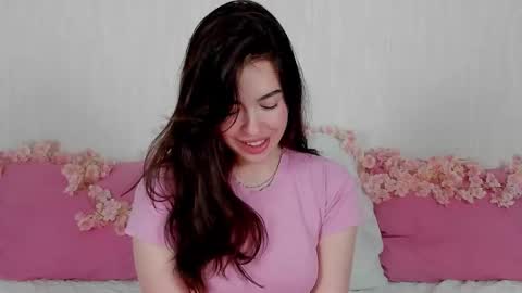 KimberlyBond online show from December 19, 11:33 pm