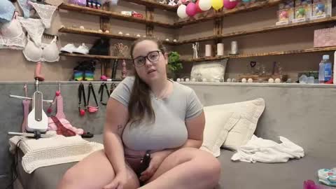 kimberlycaprice online show from February 25, 3:09 pm