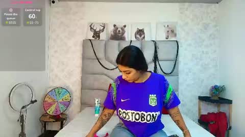 kimberlyfox_t online show from July 28, 12:23 pm