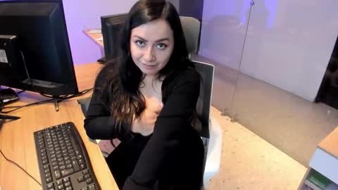 Camila online show from February 21, 2:31 pm