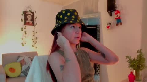 Kimm online show from March 25, 2:07 am