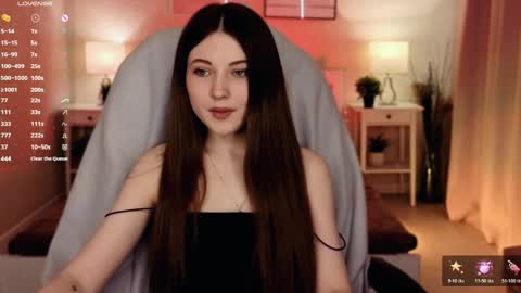  Your Kimmie  follow me  online show from April 4, 10:55 am