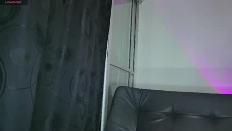 Kimm Queen online show from February 27, 9:07 am