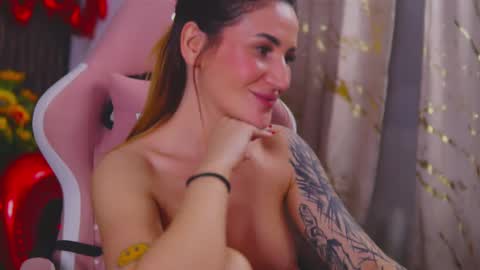 KimSkye online show from February 15, 3:42 am