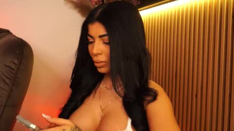 Andreea online show from February 23, 10:45 pm