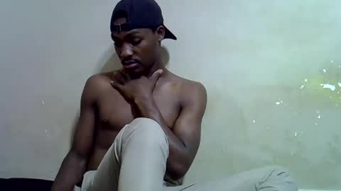 kimzsguyz online show from March 7, 11:43 am