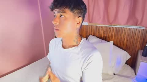 king  help me reach 100 likes online show from April 3, 1:34 am