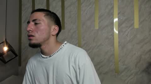 Snapshot of king_dante_ chatting on February 10, 7:49 pm King Dante online show from February 10, 7:49 pm