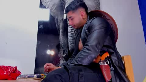 Angel Falconer online show from October 22, 3:10 am