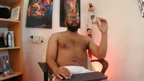 Malik  online show from April 23, 4:19 pm