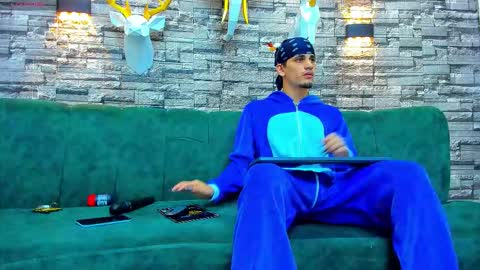 king voy online show from November 15, 9:27 pm