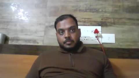 kingalpines1 online show from April 26, 4:26 pm