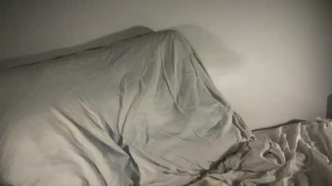 kingsizetease online show from February 26, 9:01 am