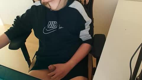 kingsnake1504 online show from March 31, 9:32 am