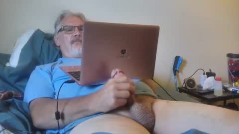 kingtongue10 online show from June 30, 7:23 pm
