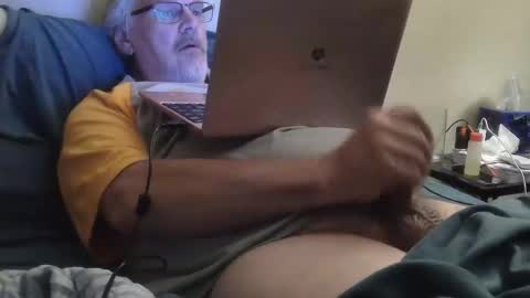kingtongue10 online show from June 8, 10:27 am